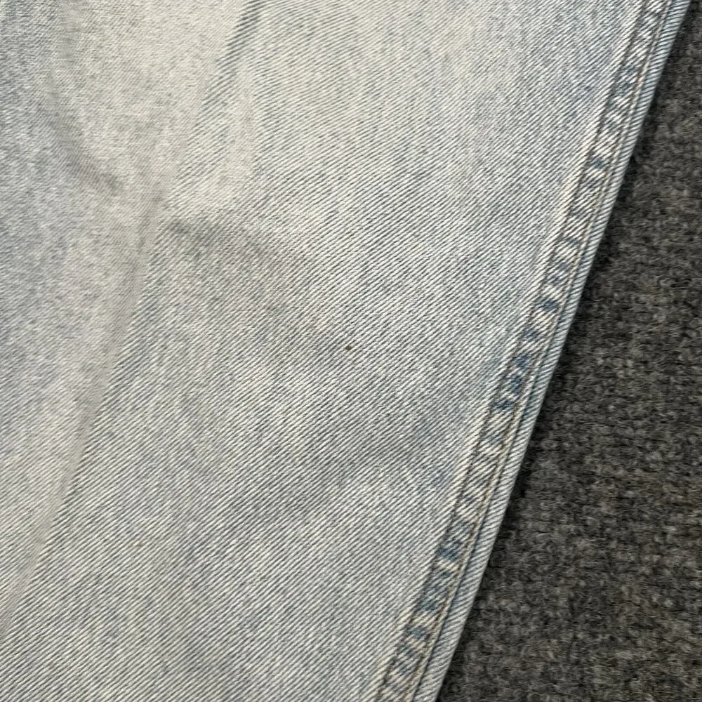 VTG MADE IN USA Levis 569 Jeans Mens 33x30 Blue Loose Straight Light Wash Y2K